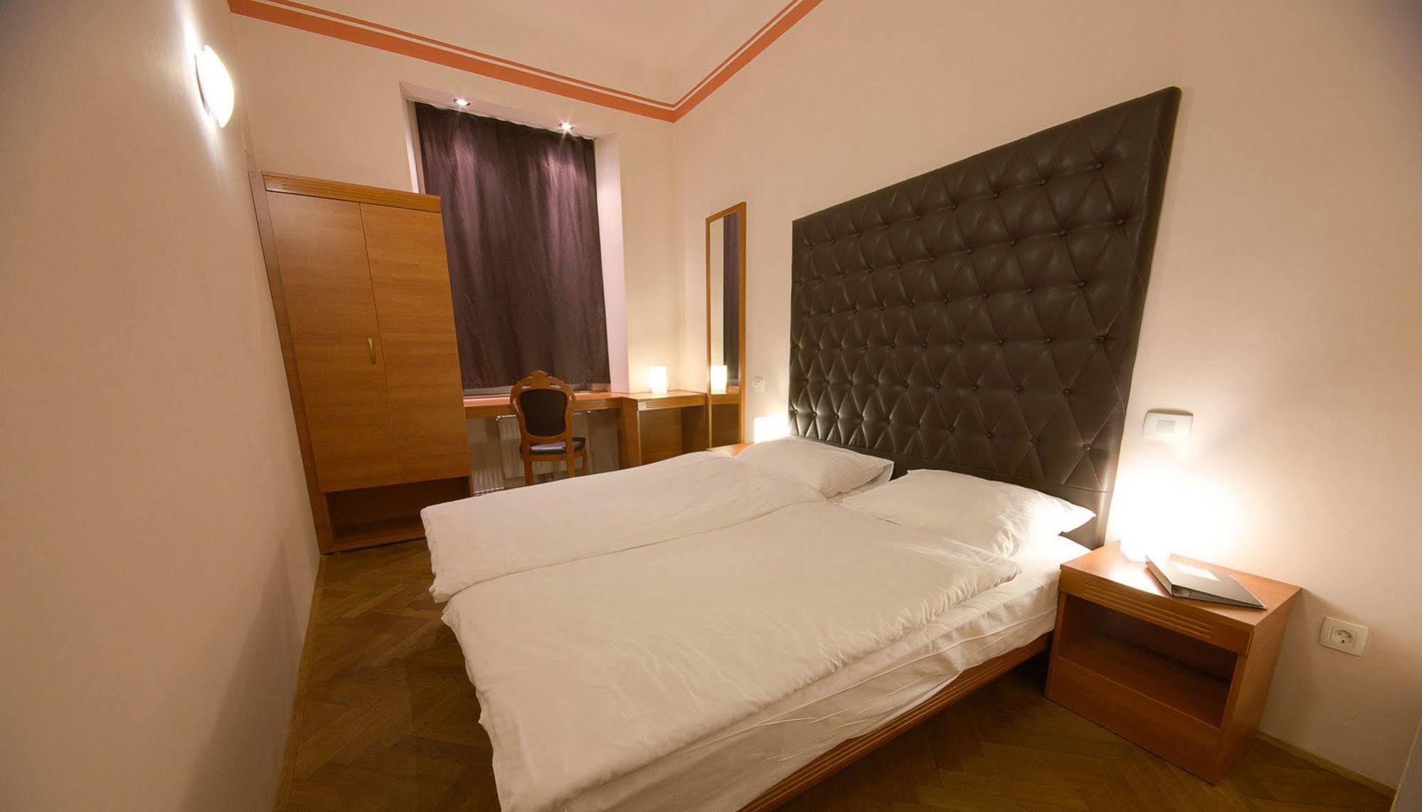 Center 3* Ljubljana